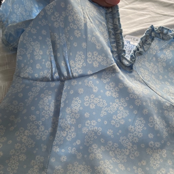 Women’s top - Picture 4 of 4